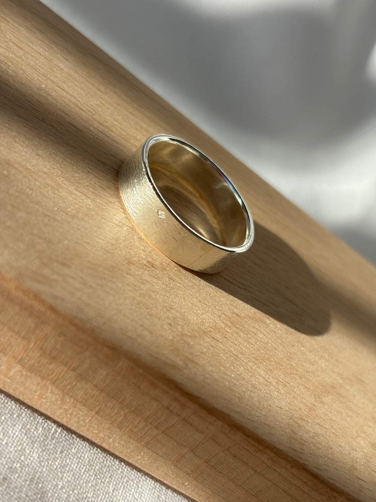 Bague Ata, Argent massif